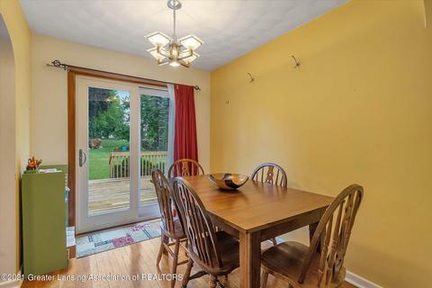 1354 W Webb Rd, Dewitt, MI 48820 photo 8