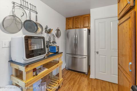 1354 W Webb Rd, Dewitt, MI 48820 photo 9