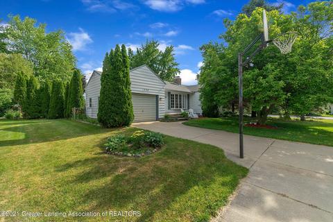 1354 W Webb Rd, Dewitt, MI 48820 photo 3
