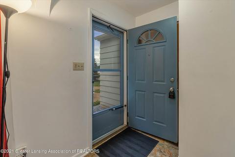 1354 W Webb Rd, Dewitt, MI 48820 photo 4