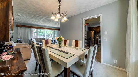 766 E Maple St, Mason, MI 48854 photo 5