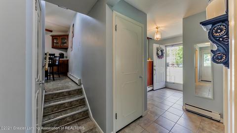 766 E Maple St, Mason, MI 48854 photo 8