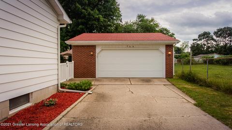 766 E Maple St, Mason, MI 48854 photo 22