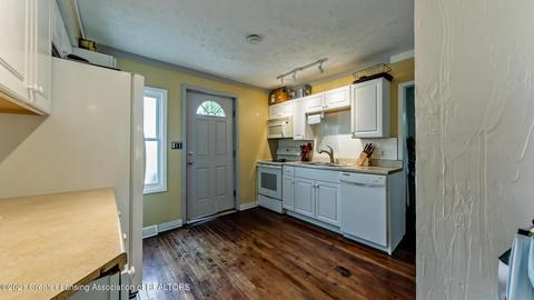14070 S Wright Rd, Eagle, MI 48822 photo 9