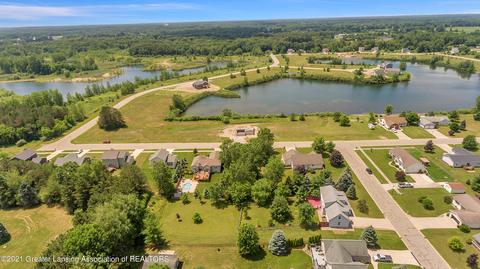 401 W Rolfe St, Perry, MI 48872 photo 41