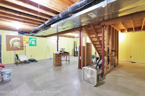 401 W Rolfe St, Perry, MI 48872 photo 28