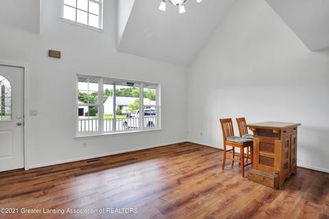401 W Rolfe St, Perry, MI 48872 photo 11