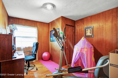 3000 Lyons Ave, Lansing, MI 48910 photo 14