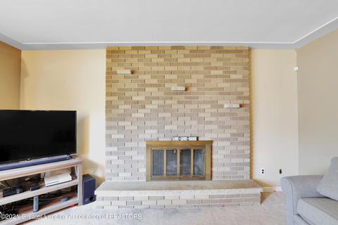 3000 Lyons Ave, Lansing, MI 48910 photo 2