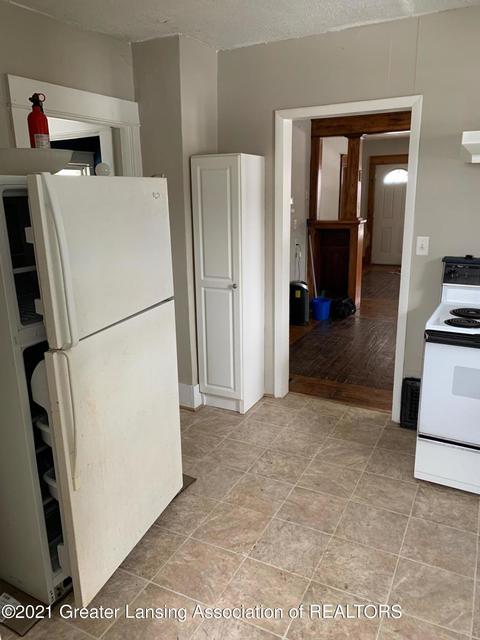 1137 E Malcolm X St, Lansing, MI 48912 photo 7