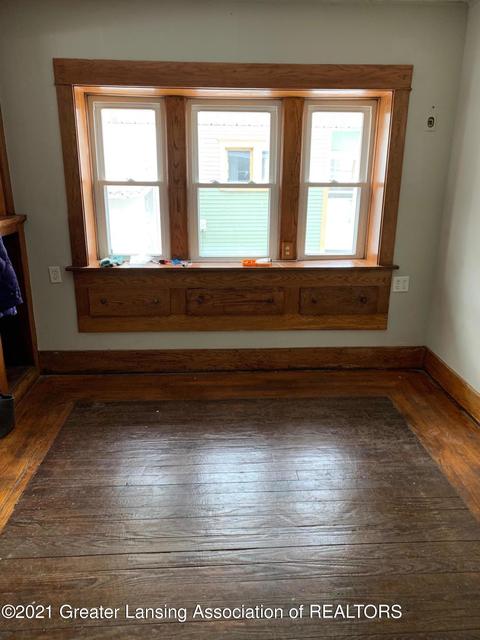 1137 E Malcolm X St, Lansing, MI 48912 photo 5