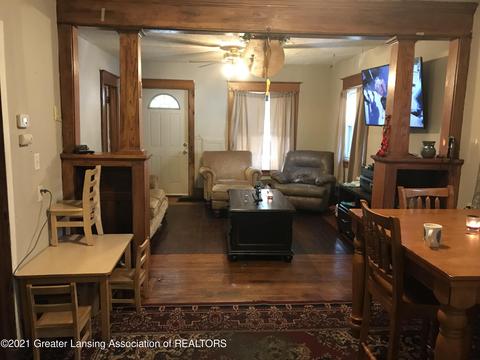 1137 E Malcolm X St, Lansing, MI 48912 photo 2