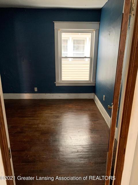 1137 E Malcolm X St, Lansing, MI 48912 photo 10