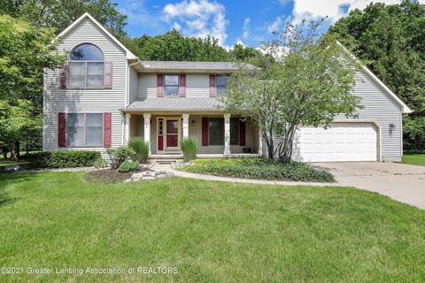 201 Windy Rush Ln, Dewitt, MI 48820 photo 1