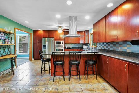 201 Windy Rush Ln, Dewitt, MI 48820 photo 9