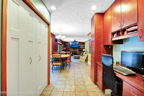 201 Windy Rush Ln, Dewitt, MI 48820 photo 28