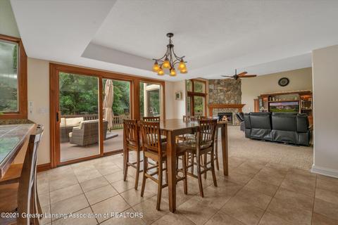 8100 Casandra Ln, Haslett, MI 48840 photo 12