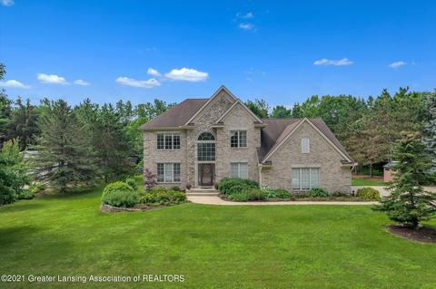 8100 Casandra Ln, Haslett, MI 48840 photo 1