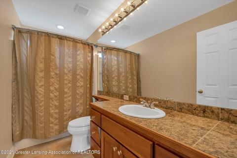 8100 Casandra Ln, Haslett, MI 48840 photo 30