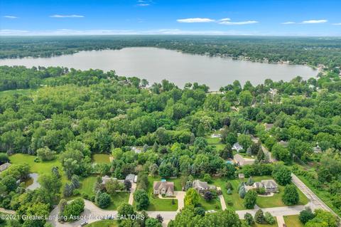 8100 Casandra Ln, Haslett, MI 48840 photo 43