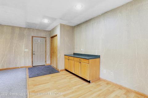 8360 S Dewitt Rd, Dewitt, MI 48820 photo 9