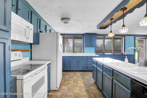 8360 S Dewitt Rd, Dewitt, MI 48820 photo 17