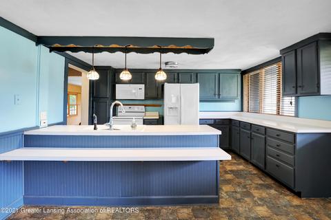 8360 S Dewitt Rd, Dewitt, MI 48820 photo 12