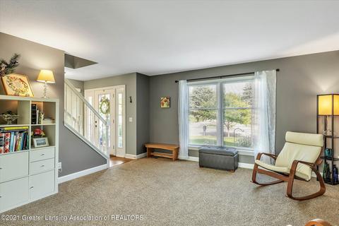 3172 Traci Ln, Dewitt, MI 48820 photo 9