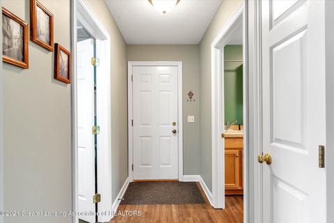 3172 Traci Ln, Dewitt, MI 48820 photo 23