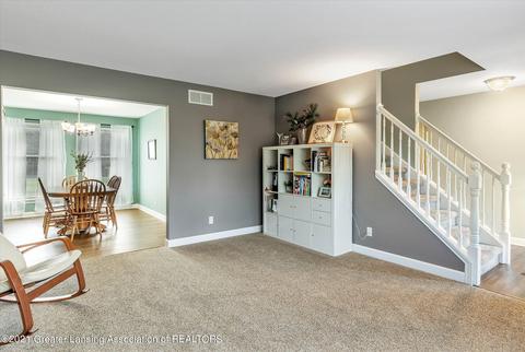 3172 Traci Ln, Dewitt, MI 48820 photo 10