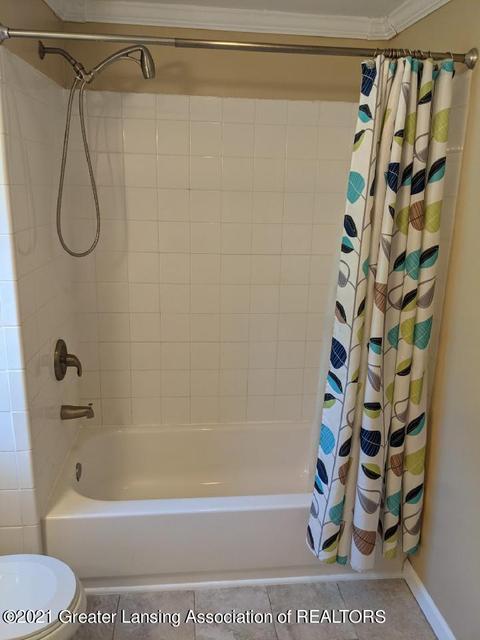 210 E Plain St, Eaton Rapids, MI 48827 photo 25