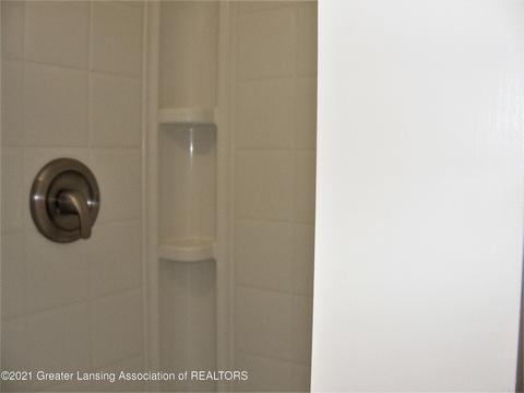 210 E Plain St, Eaton Rapids, MI 48827 photo 38