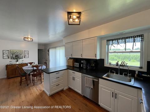 3100 W Britton Rd, Perry, MI 48872 photo 3