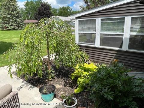 105 E Oak St, Saint Johns, MI 48879 photo 24