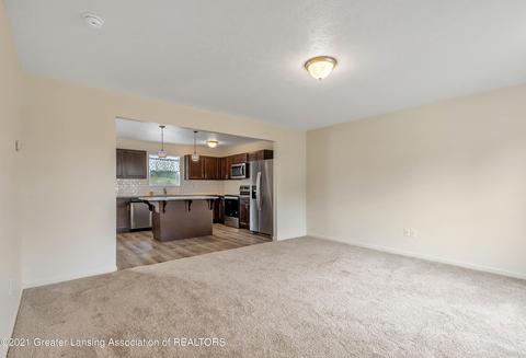 1112 River Oaks Dr, Dewitt, MI 48820 photo 9