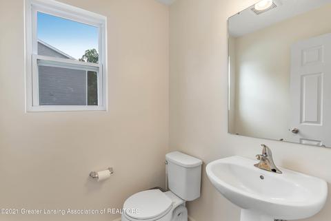 1112 River Oaks Dr, Dewitt, MI 48820 photo 20