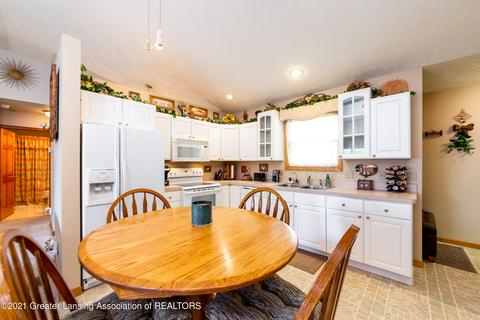 8923 Jacaranda Dr, Dimondale, MI 48821 photo 8