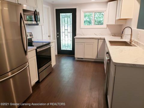 1312 Hatch Rd, Okemos, MI 48864 photo 11