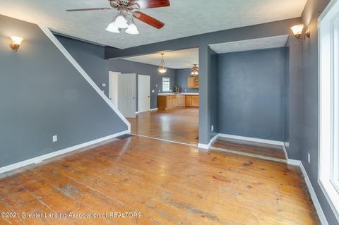 130 E Oak St, Ovid, MI 48866 photo 11