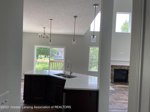 5112 Ruby Rd, Jackson, MI 49201 photo 2