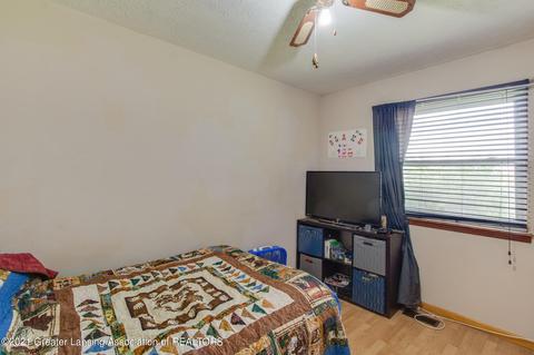 4105 N Smith, Dimondale, MI 48821 photo 18