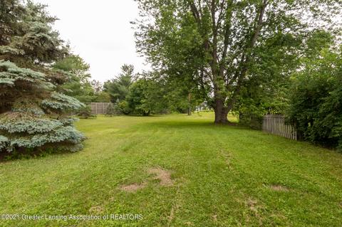 4105 N Smith, Dimondale, MI 48821 photo 26