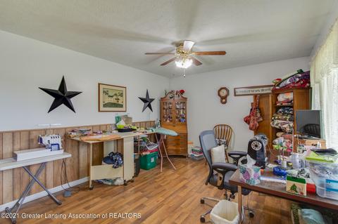 4105 N Smith, Dimondale, MI 48821 photo 4