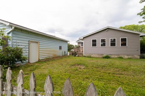 4105 N Smith, Dimondale, MI 48821 photo 24