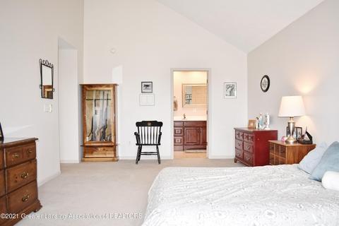 10253 W Howe Rd, Eagle, MI 48822 photo 16
