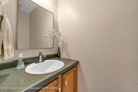 4660 Doncaster Ave, Holt, MI 48842 photo 18