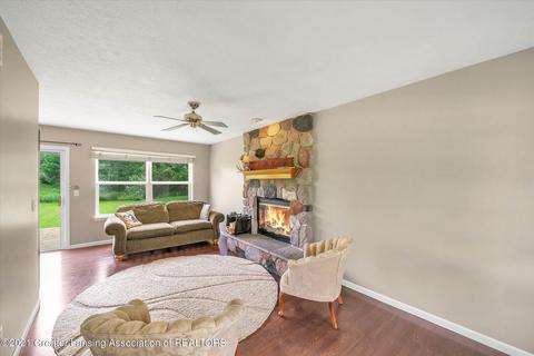 4660 Doncaster Ave, Holt, MI 48842 photo 12