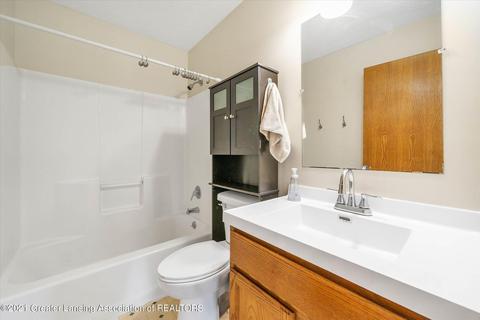 4660 Doncaster Ave, Holt, MI 48842 photo 21