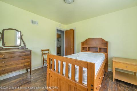 4482 North St, Holt, MI 48842 photo 17