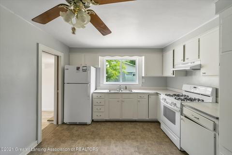 4482 North St, Holt, MI 48842 photo 12